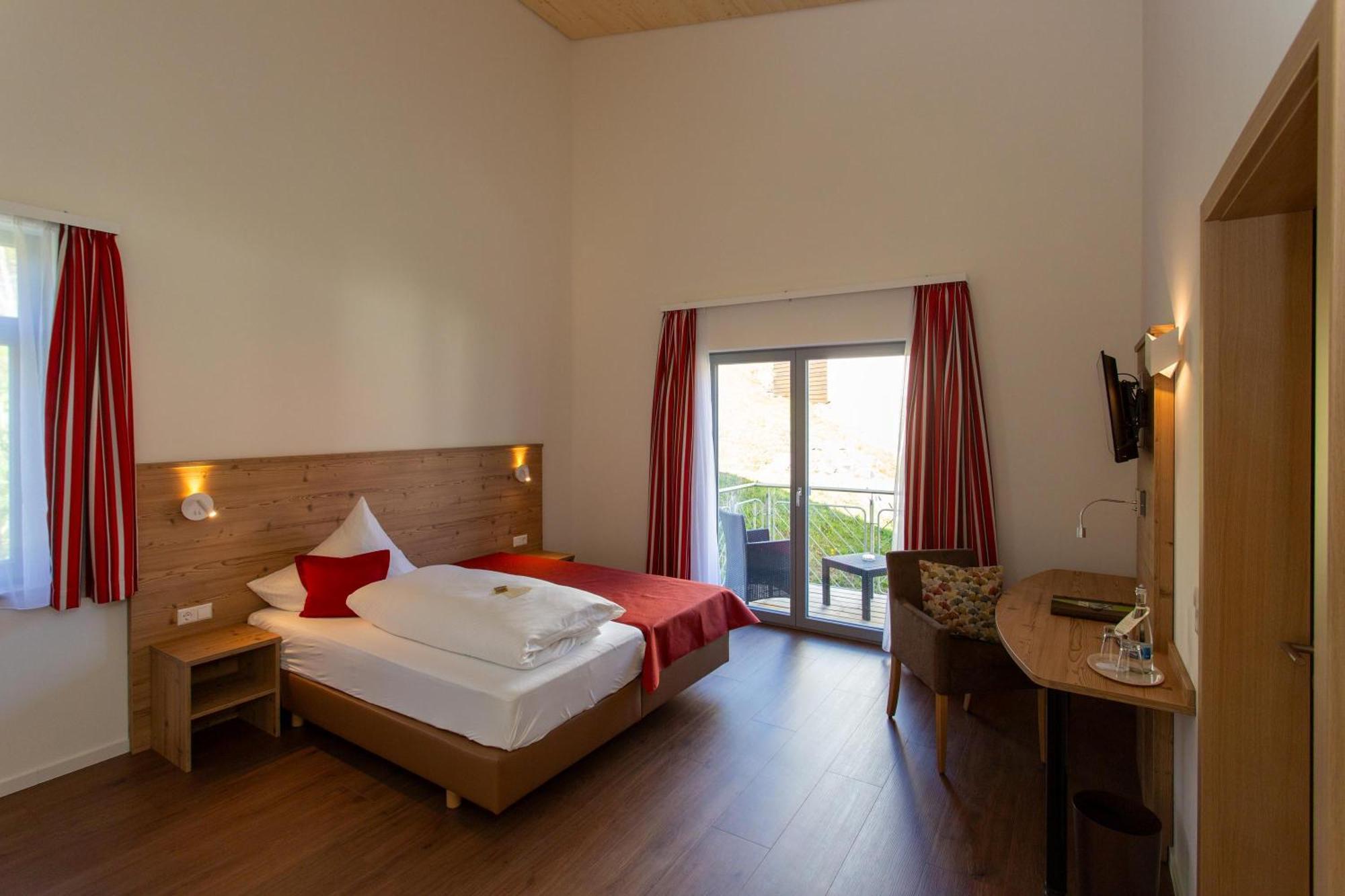 Schenkenzell Hotel Waldblick מראה חיצוני תמונה